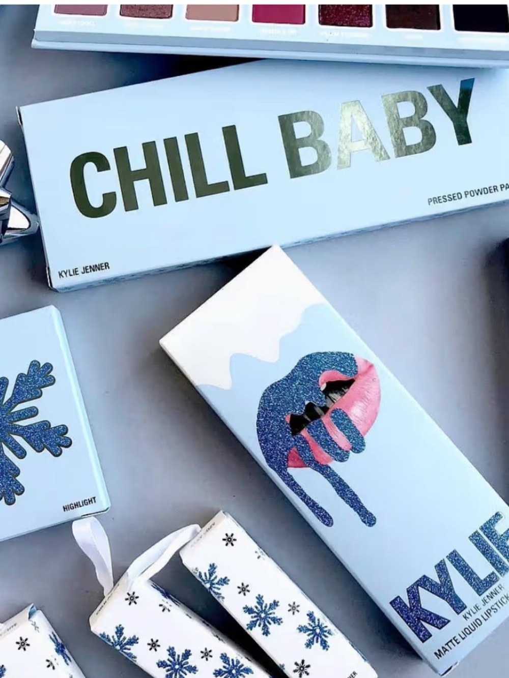 RARE Kylie Cosmetics 2018 Holiday Pressed Powder Eyeshadow Palette “CHILL BABY”